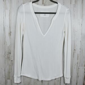 Y2K vintage GAP white long sleeve knit shirt top women's medium casual coquette